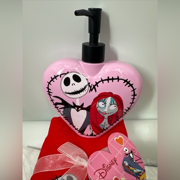 Nightmare Before Christmas Bathroom Set Lotion Jar & Hand Towels Jack & Sally - Picture 3 of 7